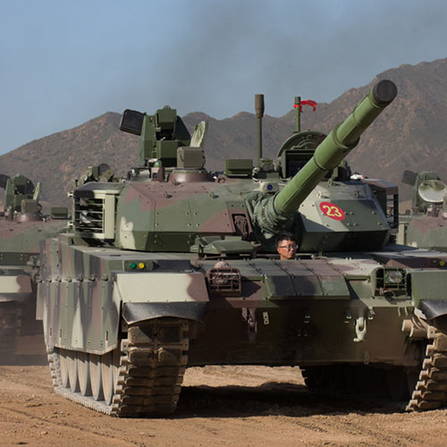 八發(fā)八中！兵器工業(yè)集團(tuán)多款“裝甲與反裝甲”武器首次公開實彈射擊