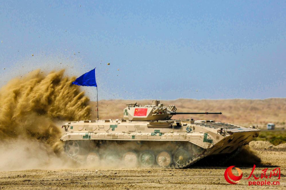 環(huán)球網:又是第一！“蘇沃洛夫突擊”接力賽中國隊摘冠